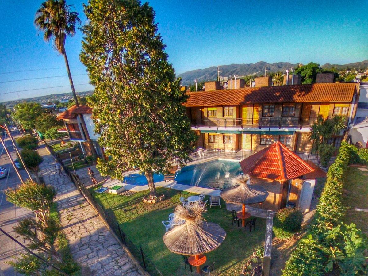 Hotel Carlos Paz Вилья-Карлос-Пас Экстерьер фото
