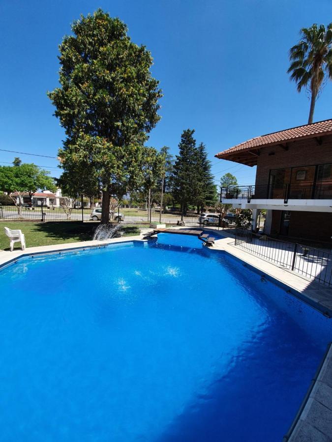 Hotel Carlos Paz Вилья-Карлос-Пас Экстерьер фото