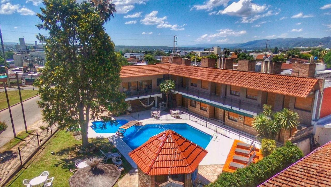 Hotel Carlos Paz Вилья-Карлос-Пас Экстерьер фото