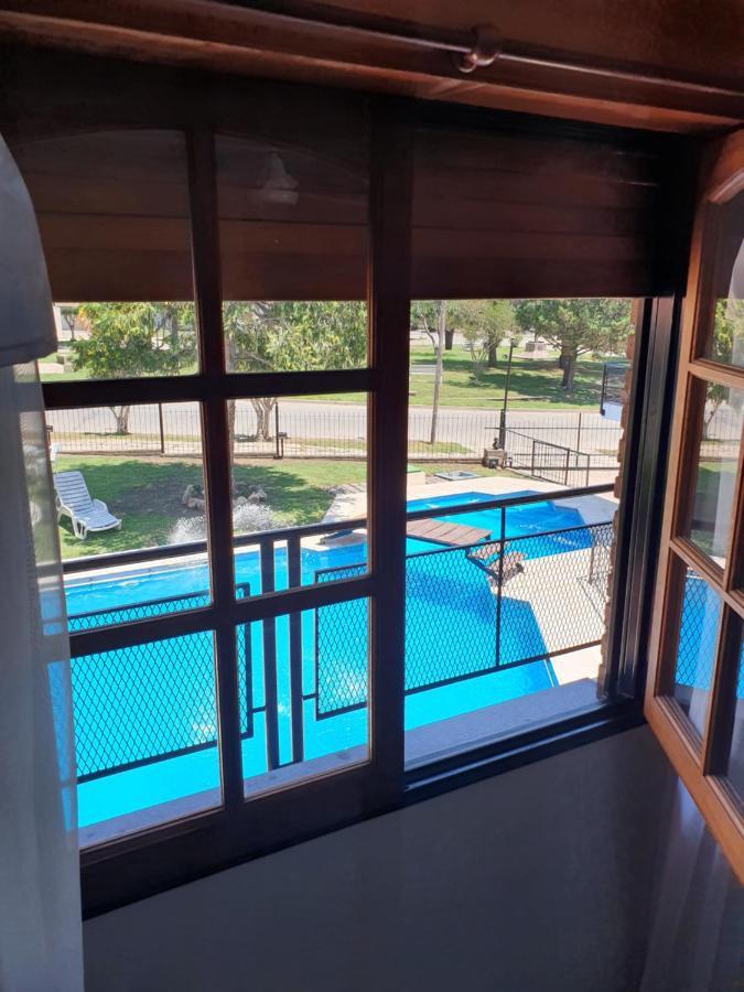 Hotel Carlos Paz Вилья-Карлос-Пас Экстерьер фото
