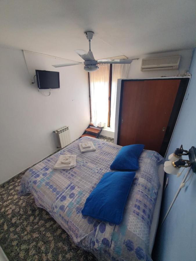 Hotel Carlos Paz Вилья-Карлос-Пас Экстерьер фото